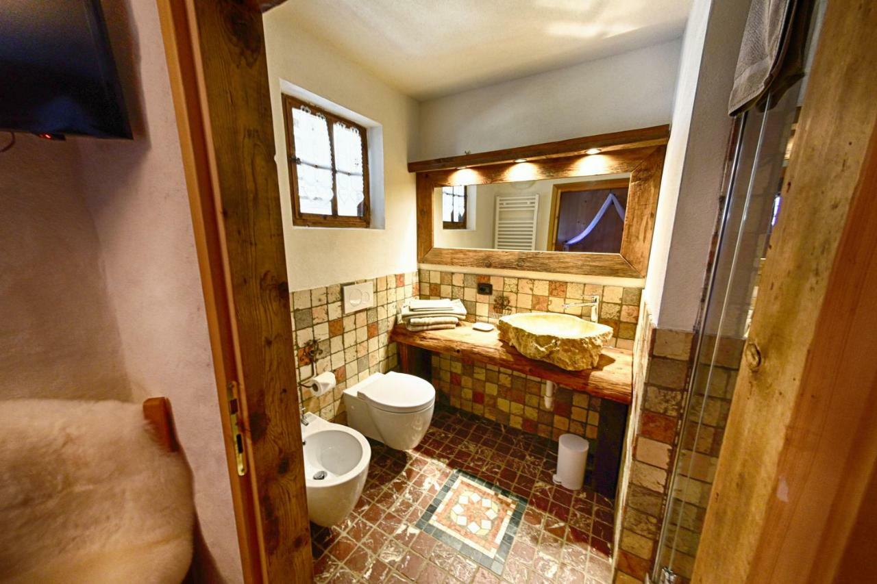Agriturismo Baita De L'All อิโซแลคเชีย ภายนอก รูปภาพ